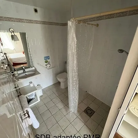 Oda ve Kahvaltı D'hote Les Murailles 3*