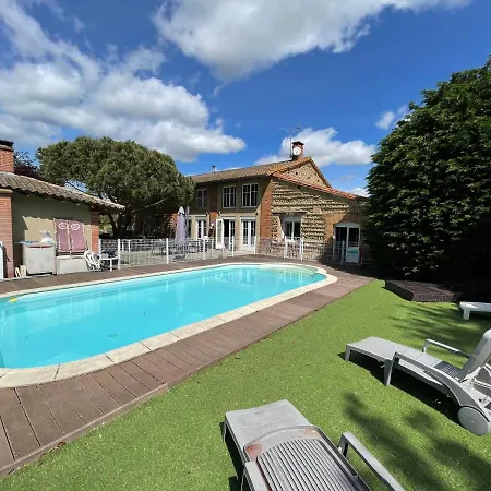 D'hote Les Murailles Bed & Breakfast